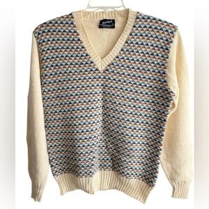 VTG Puritan V Neck Sweater Medium Wool Blend Geometric Kurt Cobain Made in USA
